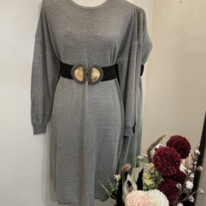 Robe de laine brillante