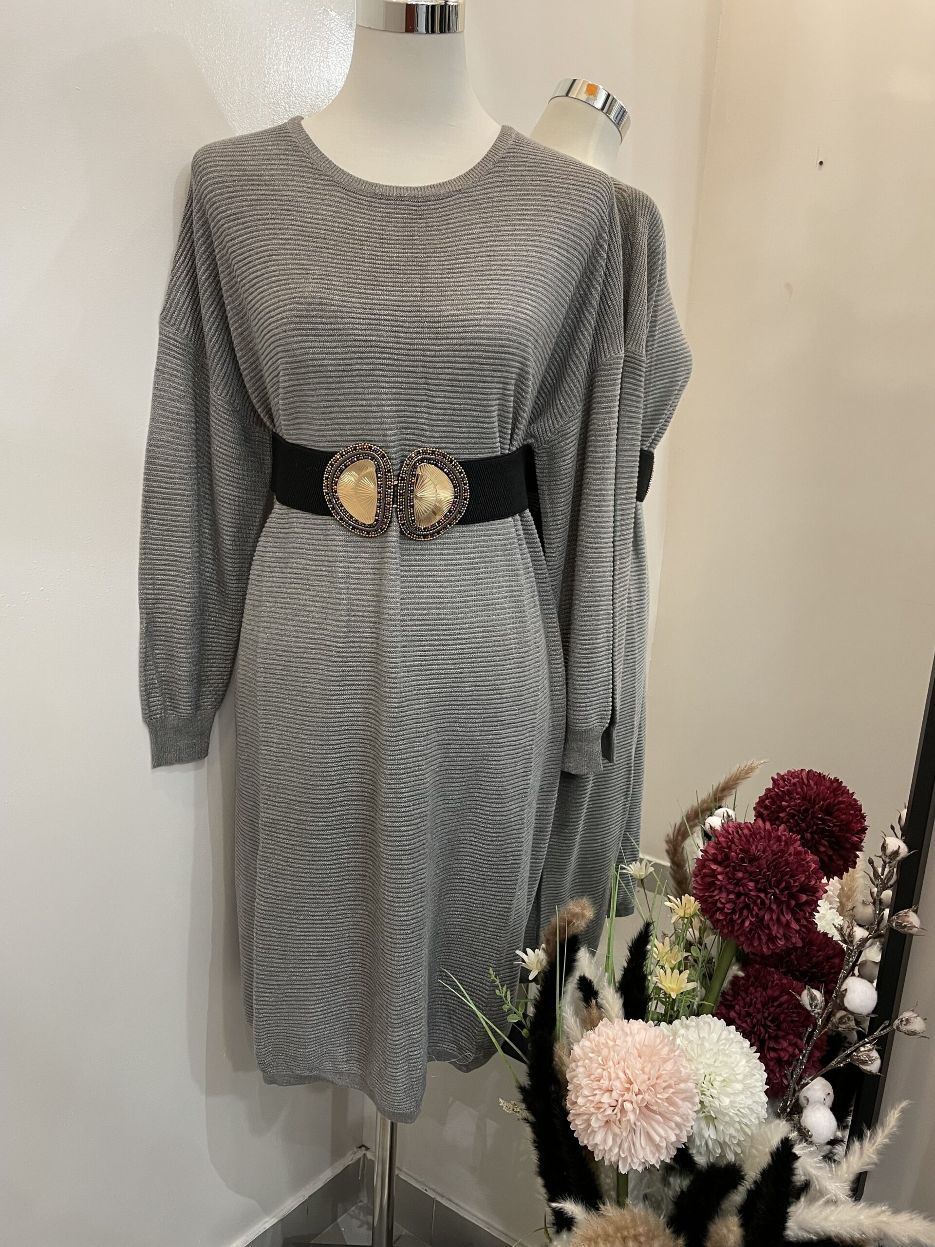 Robe de laine brillante